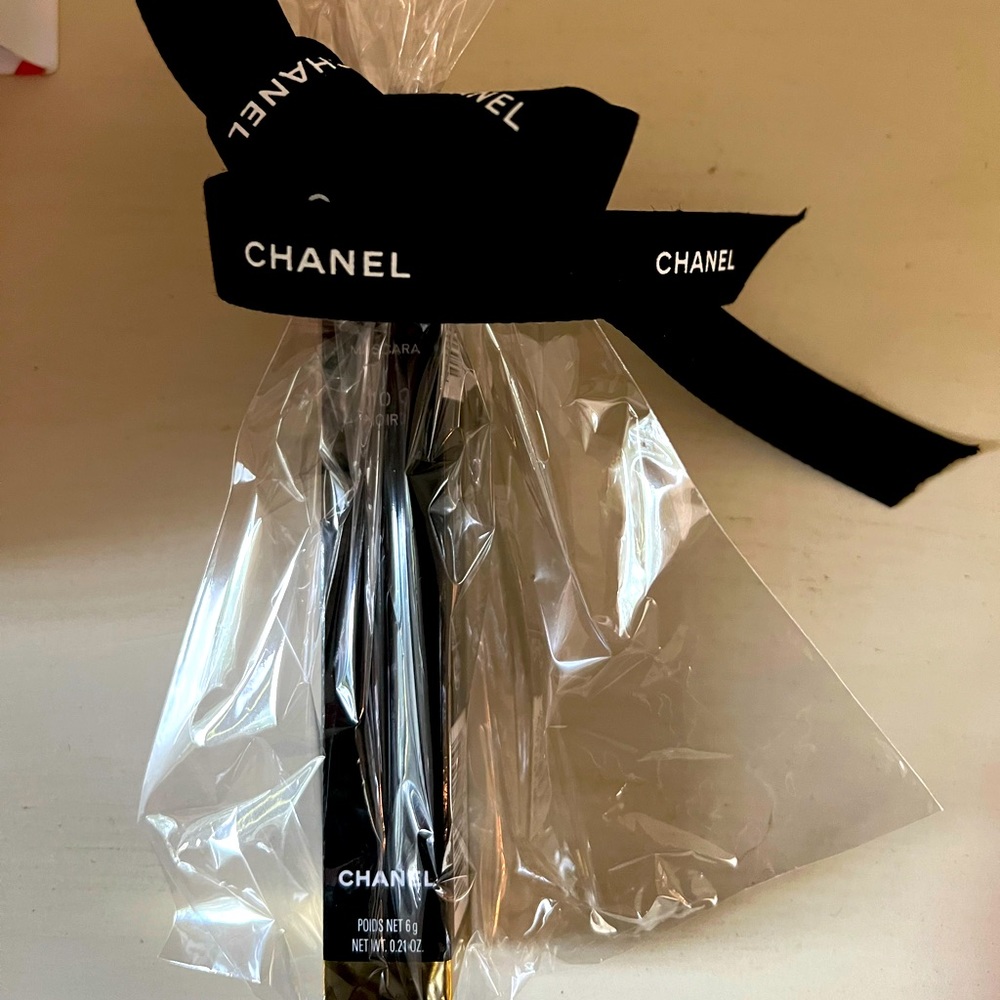 Chanel Women's 0.21oz Le Volume De Mascara